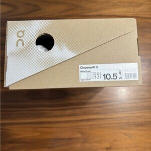 On Cloudswift 3 Women's Running Shoes.